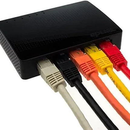 Cables Direct URT-601K Networking Cable Black 1 M Cat5e U/UTP (UTP) Moulded