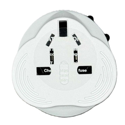 SKROSS Travel Plug EVO Universal Plug 150+ Countries Input and Output - White